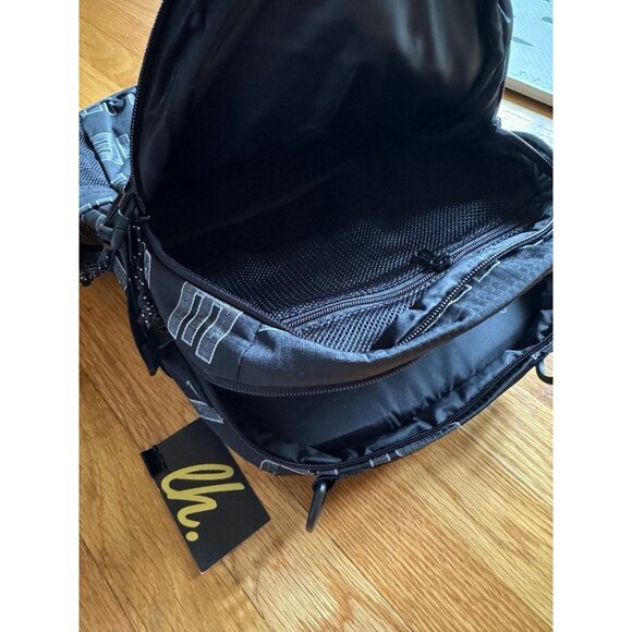 Supreme FW21 Black Canvas All Over Print Backpack - Picture 4 of 6